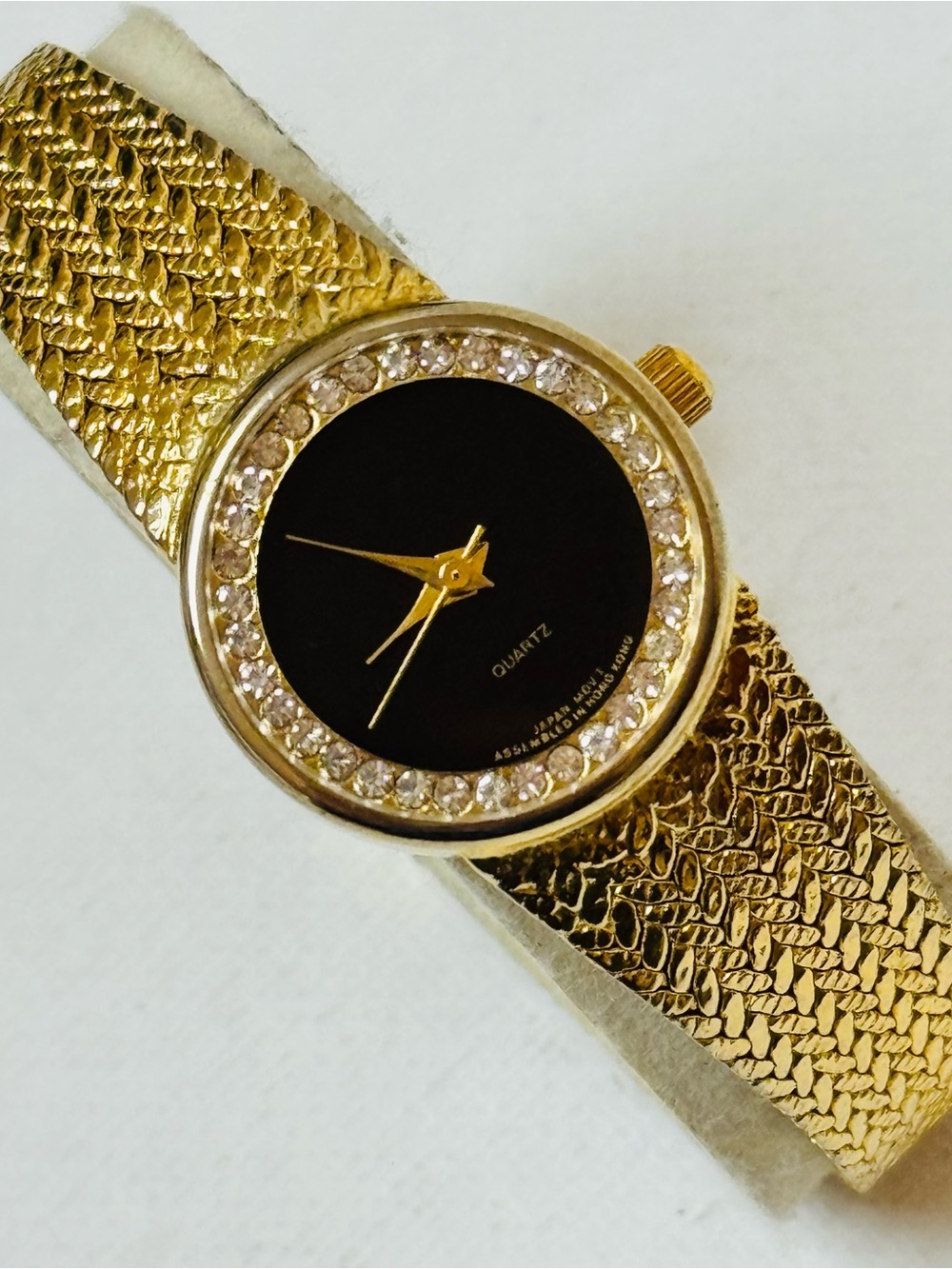 Vintage Small Face Sparkling Crystals Women's Watch Gold Black Dial Bracelet